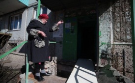 В тульской хрущевке рухнули порожки: Пенсионеры чудом не переломали ноги